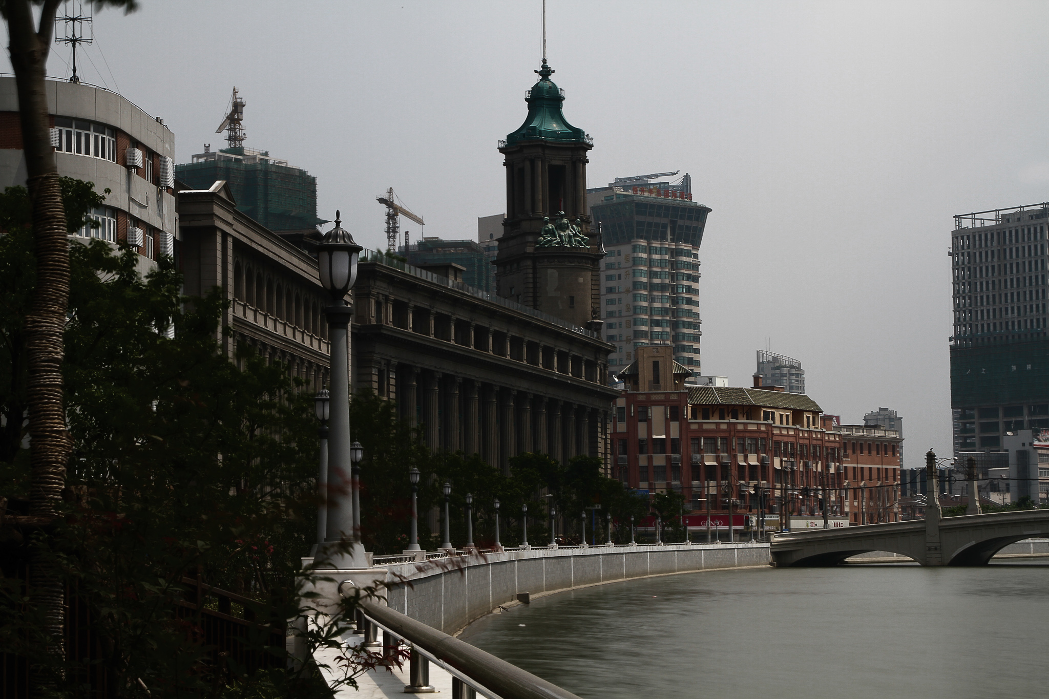 Empty Shanghai for SIgnatures